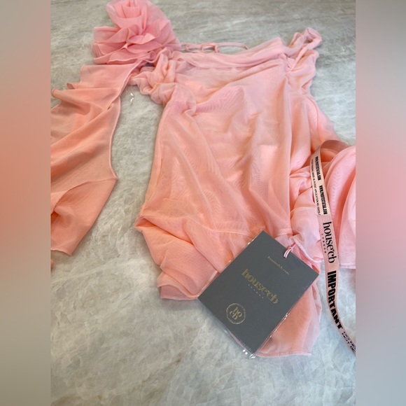 NEW House of CB Charla Soft Apricot Ruffle Mini Dress Size XS - Picture 8 of 17